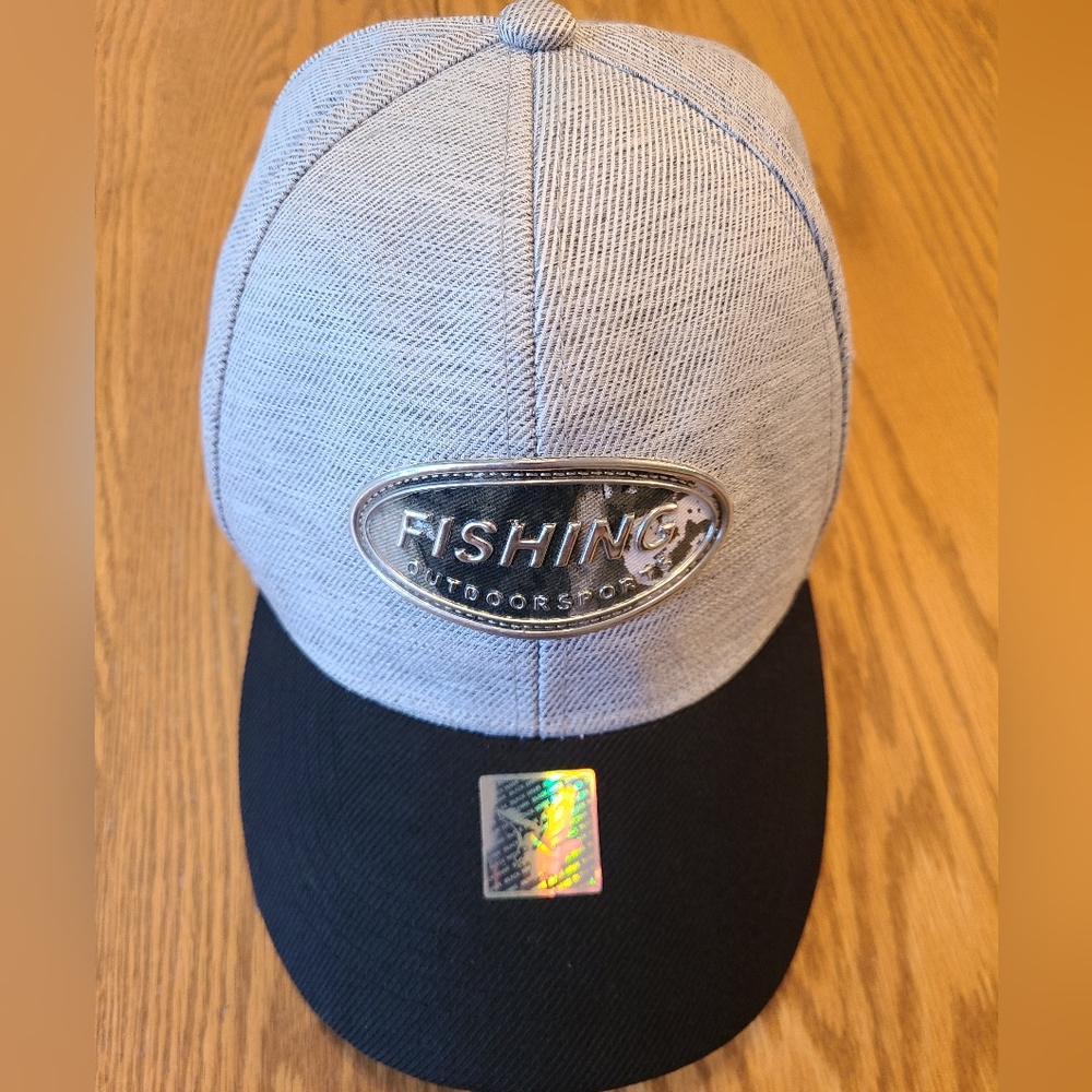 Fishing cap. New. Outdoor sports. EUC.